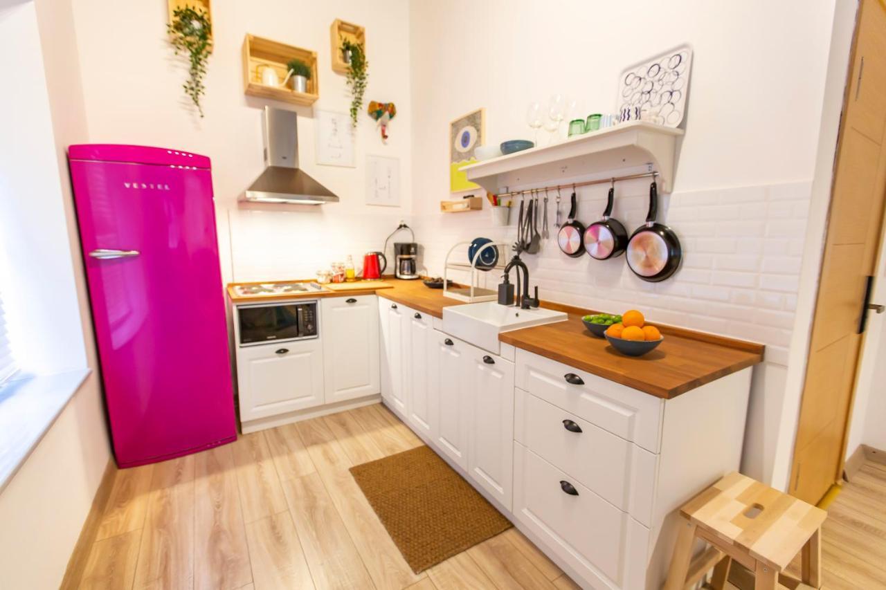 Flats Company Ajda Apartment Istanbul Eksteriør bilde